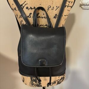 Vintage Coach Bleecker
Backpack Drawstring Flap Bag Black Leather 9315 Restored